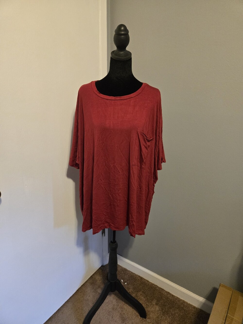 Zenana Oversized Maroon Women’s Pocket Tee